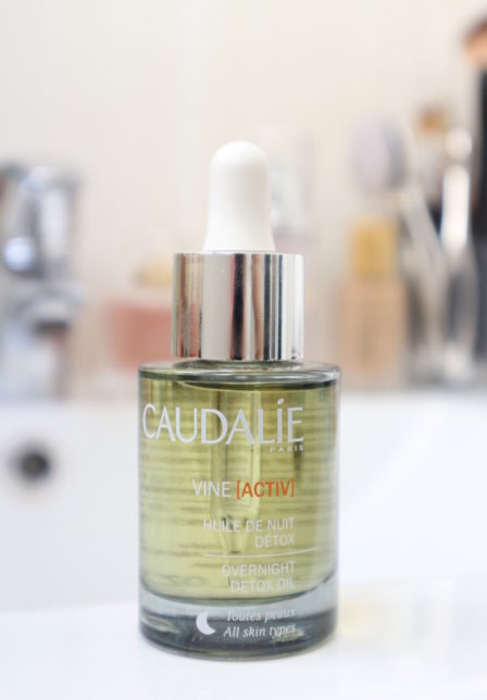 Huile de Nuit, Caudalie, Huile de nuit Caudalie, produits de beauté, produits soin, Holissence